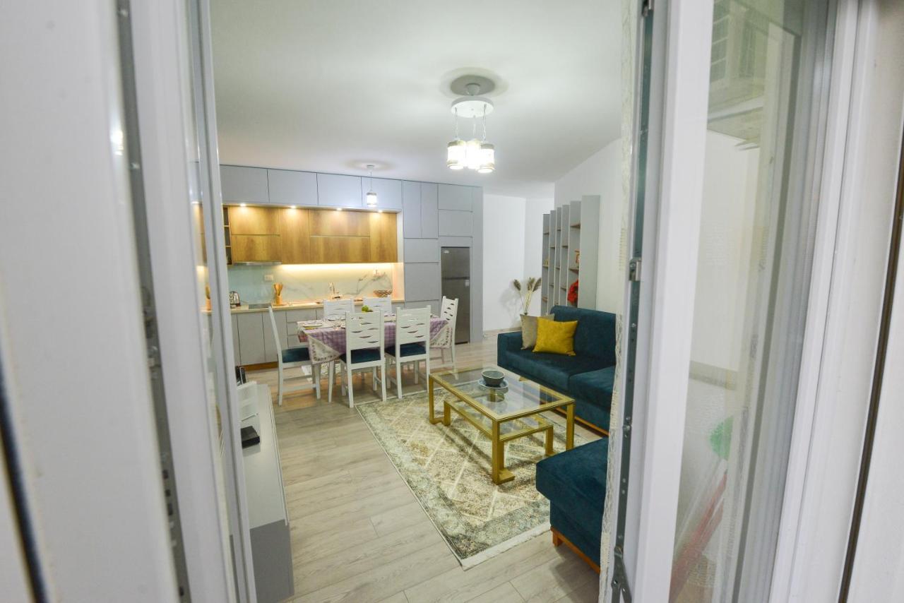 Denis Comfort Apartment Shkodër Exteriör bild